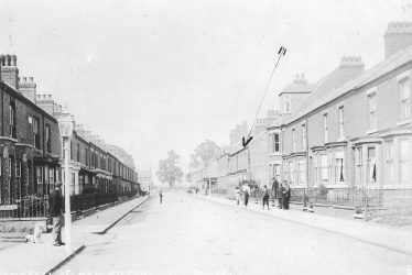 New Bilton.  Lawford Road