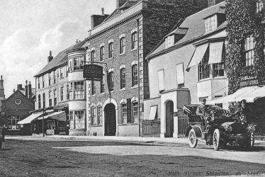 Shipston on Stour.  High Street