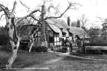 Shottery.  Anne Hathaway's Cottage