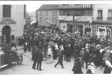 Stratford upon Avon.  Bridge Street, crowds