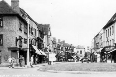 Stratford upon Avon.  High Street