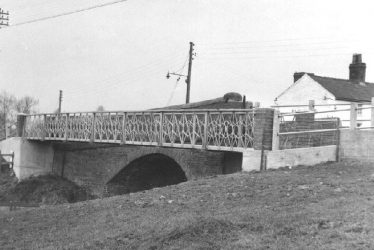 Long Itchington.  Cuttle Bridge