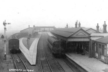 "I'm on the Train": Wireless Messages from Trains in 1911-12