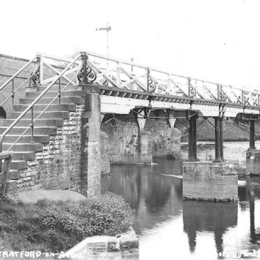 Stratford upon Avon.  Mill Bridge