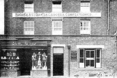 Stratford upon Avon.  Henley Street, Morris bakers shop