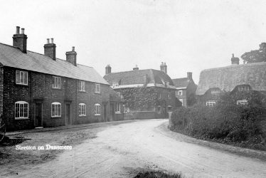 Stretton on Dunsmore.  Village street