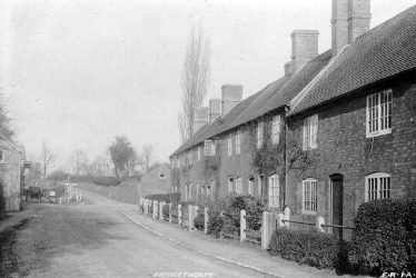 Princethorpe.  Cottages