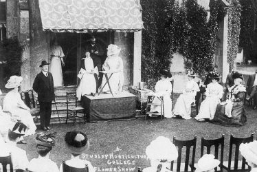 Studley.  Horticultural College for Women, flower show