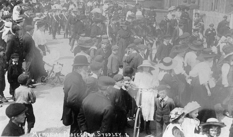 A procession in Studley.  1900s |  IMAGE LOCATION: (Warwickshire County Record Office)