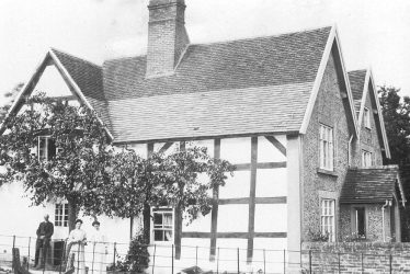 Studley.  Tan House Farm