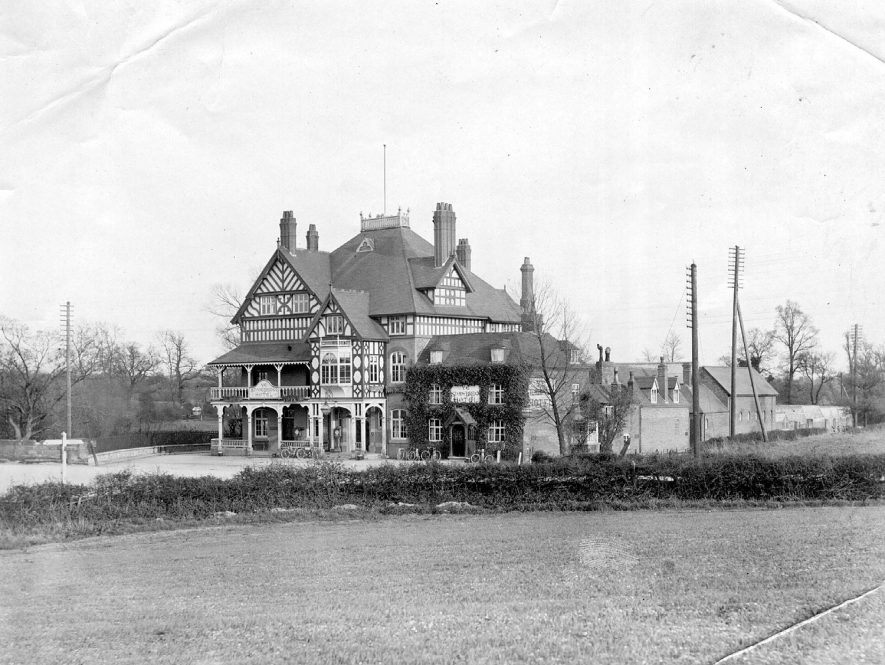 Stonebridge Hotel, Coleshill.  1890s |  IMAGE LOCATION: (Coleshill Library)