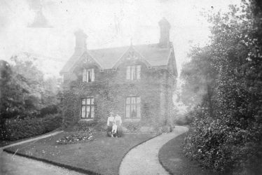 Atherstone.  Purley Chase Lodge