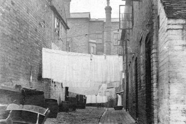 Atherstone.  White Lion Yard