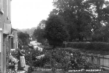 Ullenhall.  Cottage