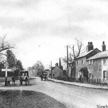 Newbold on Stour.  Cottages