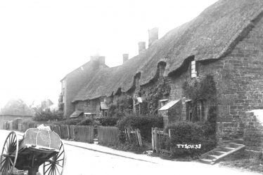 Tysoe.  Thatched cottages in the village