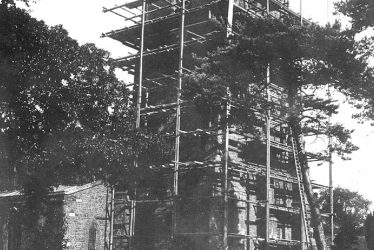 Tysoe.  Church, under repair