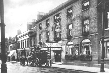 Warwick.  High Street, Warwick Arms Hotel