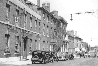 Warwick.  Jury Street