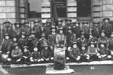 Warwick.  Scouts and band