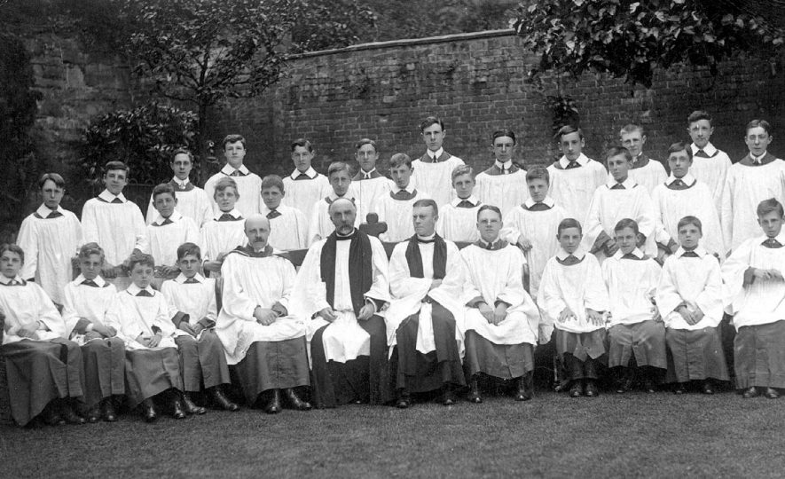 St Mary's church choir, Warwick.  1913 |  IMAGE LOCATION: (Warwickshire County Record Office)