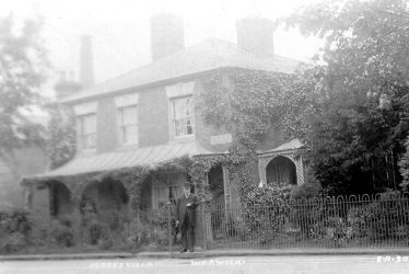 Warwick.  Emscote Road, Jersey Villa