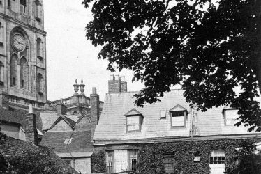 Warwick.  Church Street, Froebel House