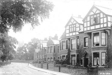 Warwick.  Cape Road