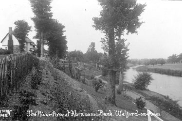 Welford on Avon.  River Avon at Abrahams Bank