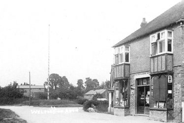 Welford on Avon.  Maypole and Village Stores