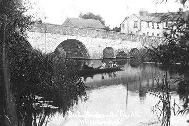 Welford on Avon.  Binton Bridges and The Four Alls