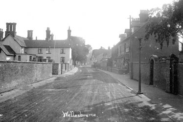 Wellesbourne.  Bridge Street