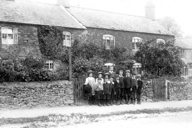 Whichford.  Group of schoolchildren