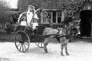 Whichford.  May Queen
