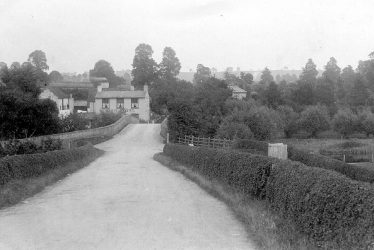 Wixford.  Fish Hotel