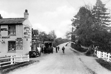 Wixford.  Fish Hotel