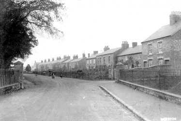 Wolston.  Avon Terrace