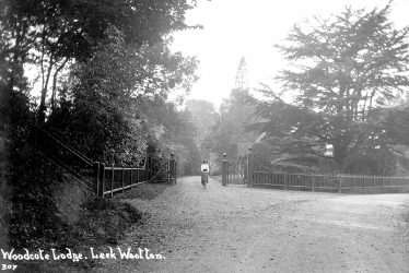 Leek Wootton.  Woodcote Lodge