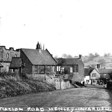 Henley in Arden.  Station Road