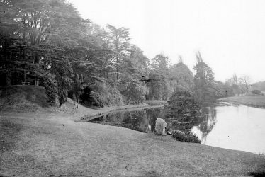 Arbury.  Lake