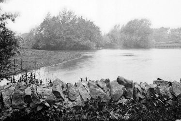 Nuneaton.  Camp Hill pool