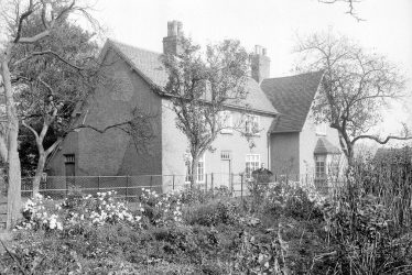 Arbury.  South Farm