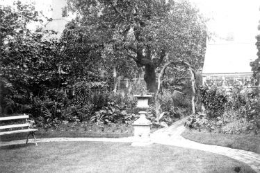 Bedworth.  Church Street, garden at Congreve House