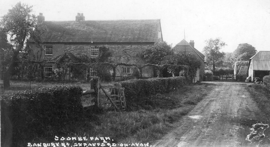 Coombe Farm, Banbury Road, Alderminster, showing the farmhouse, cottage and barn with garden and access lane.  1930s |  IMAGE LOCATION: (Warwickshire County Record Office)
