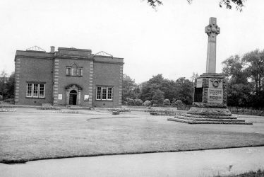 Nuneaton.  Art Gallery and Museum