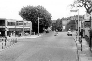 Nuneaton.  Bond Gate