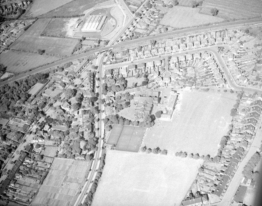 Aerial view of Nuneaton High School for Girls.  Leicester Road is on the left.  1957 |  IMAGE LOCATION: (Warwickshire County Record Office)