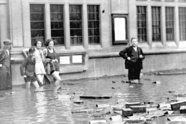 Nuneaton.  Market Place, during floods
