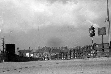 Nuneaton.  Leicester Road bridge