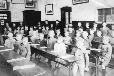 Nuneaton.  Vicarage Street school standard 1